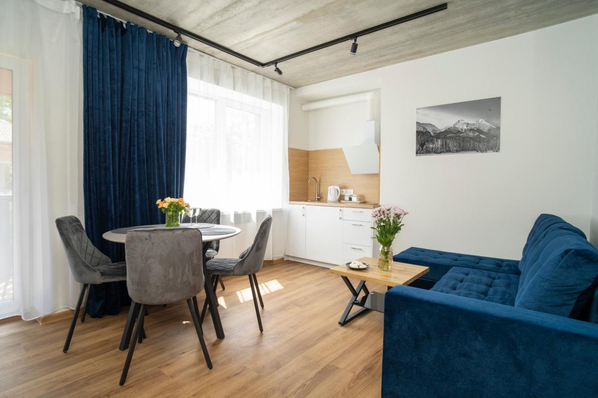 Fort63 Apartments 카우나스 객실 사진