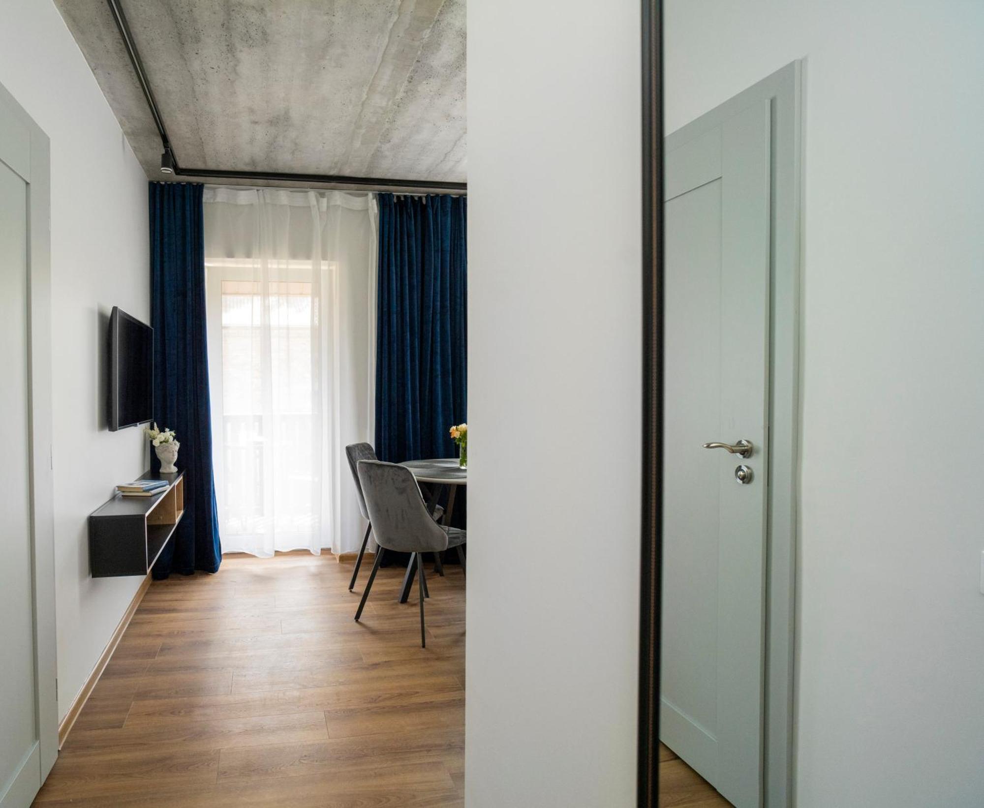 Fort63 Apartments 카우나스 객실 사진
