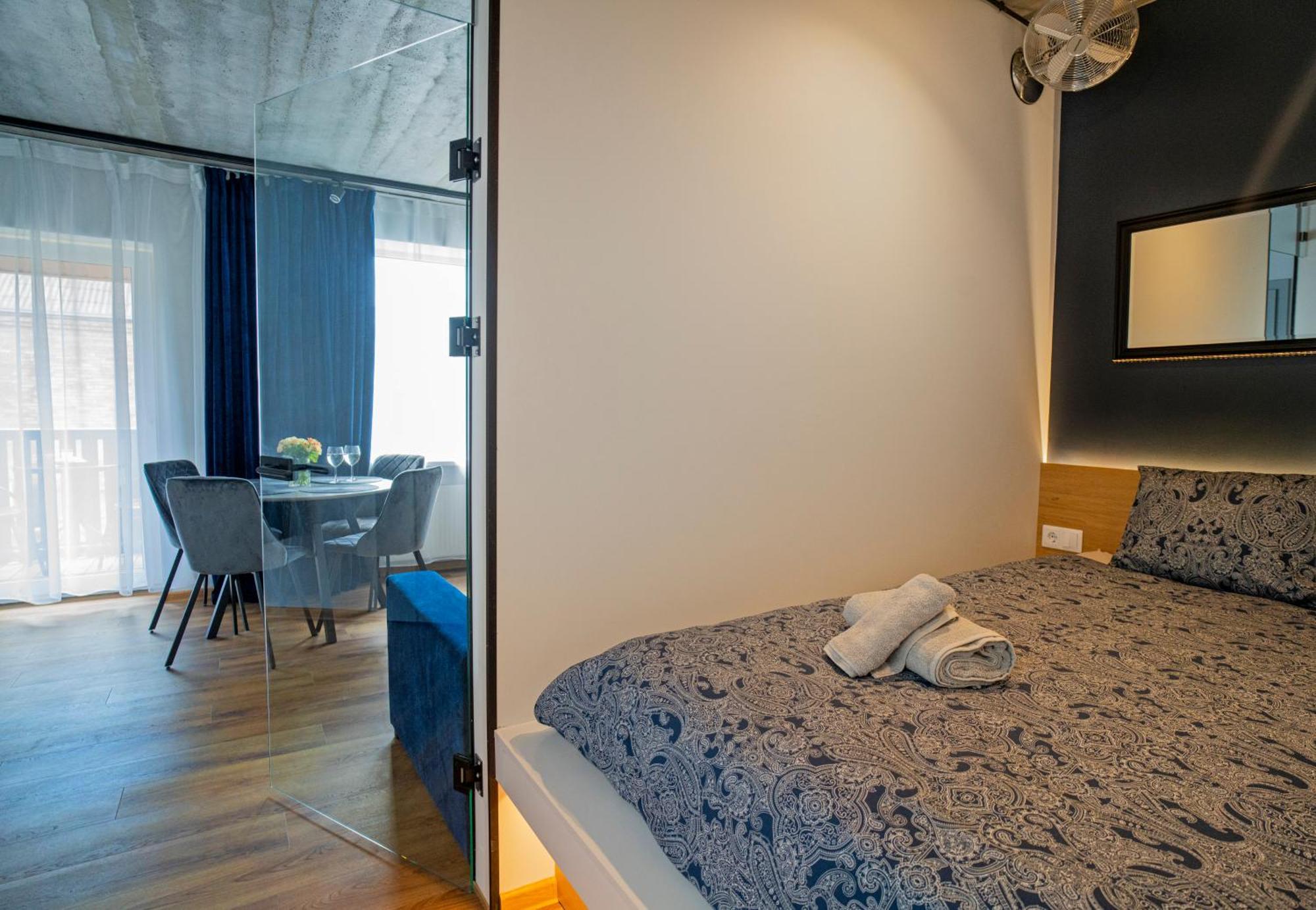 Fort63 Apartments 카우나스 객실 사진